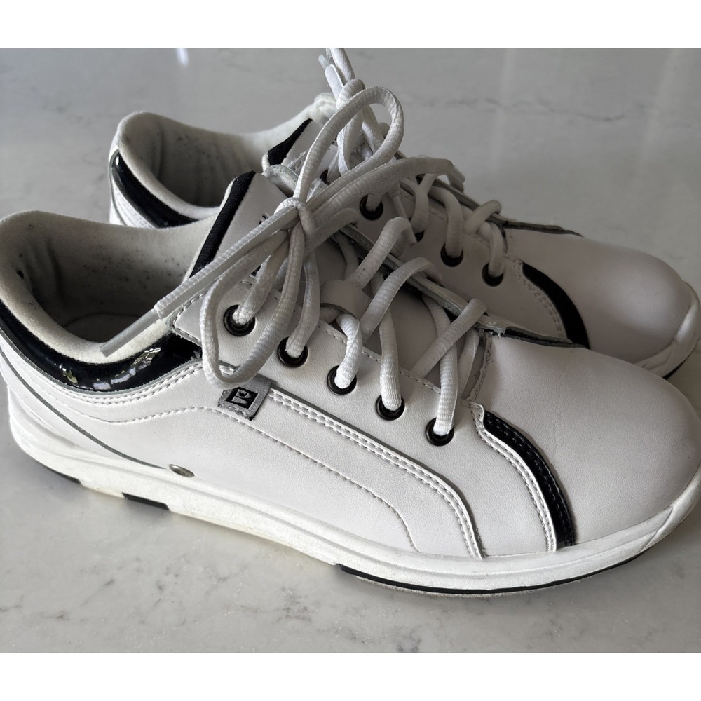 Brunswick Renegade Bowling Shoes Womens Size 7.5 White Black Trim Sneaker